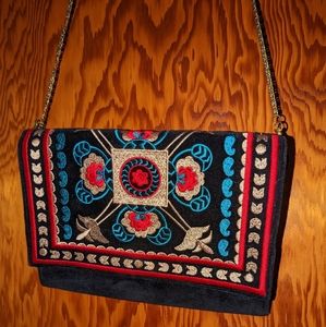 Like new embroidered clutch
